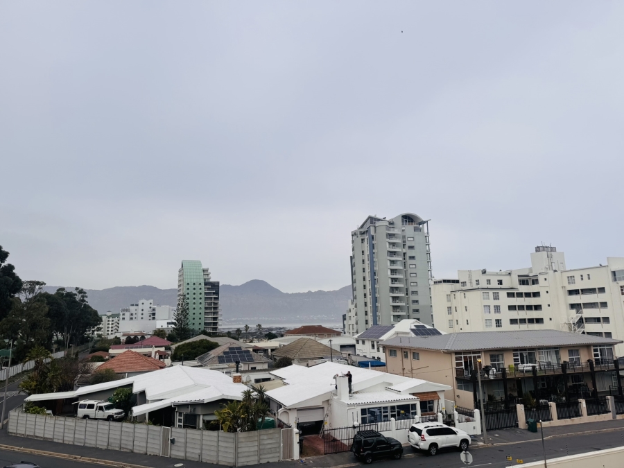 To Let 1 Bedroom Property for Rent in Strand South Western Cape